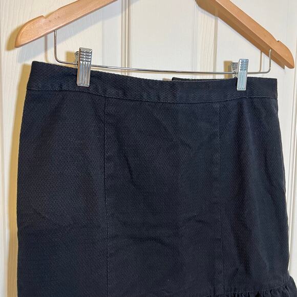 Nanette Lepore Black Skirt Ruffle Hem Size 8 Textured Twee Corpcore - Picture 2 of 7